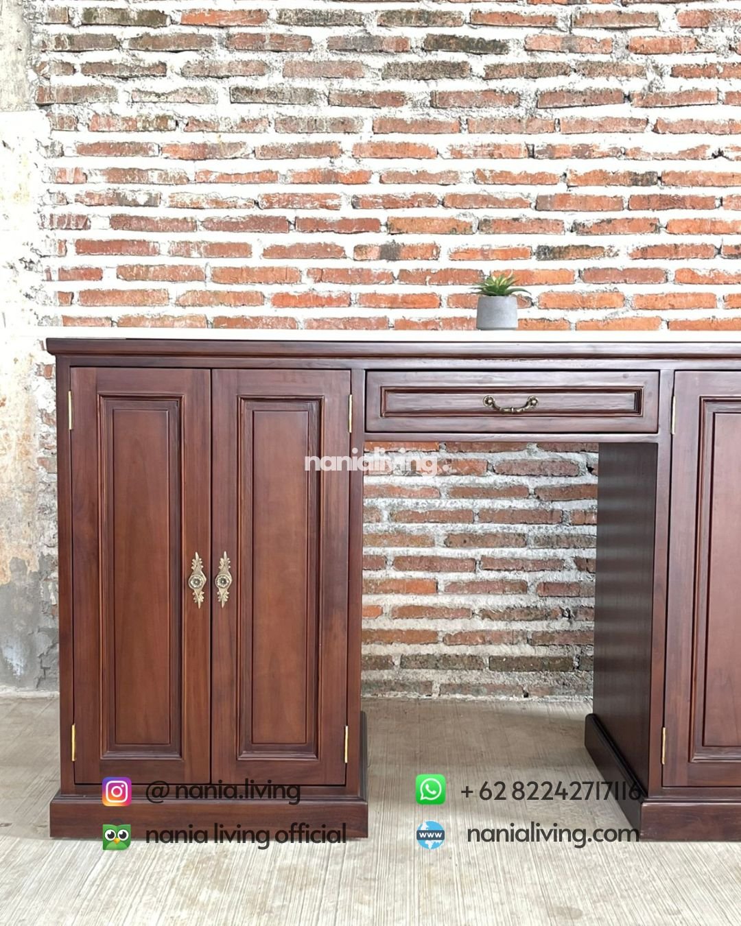Teak Sideboard With Marble Top And 3 Storage Drawers (4) detail Teak Sideboard With Marble Top And 3 Storage Drawers