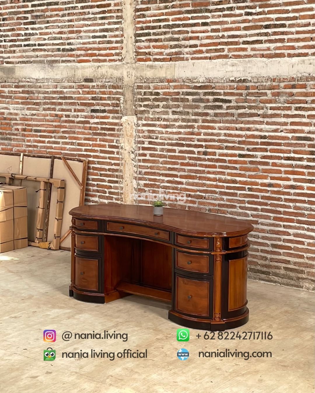 Modern Curved Teak Desk (3)