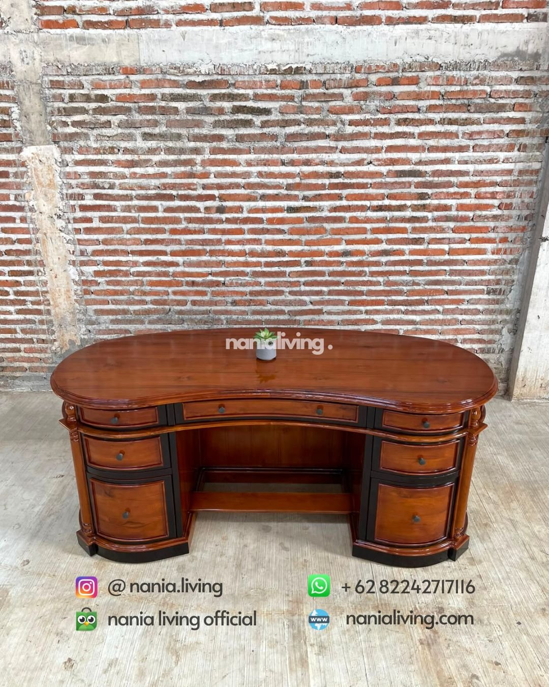 Modern Curved Teak Desk (5)