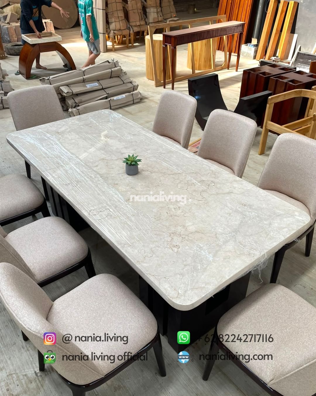 Stella Marble Dining Table With 8 Modern Chairs (5)