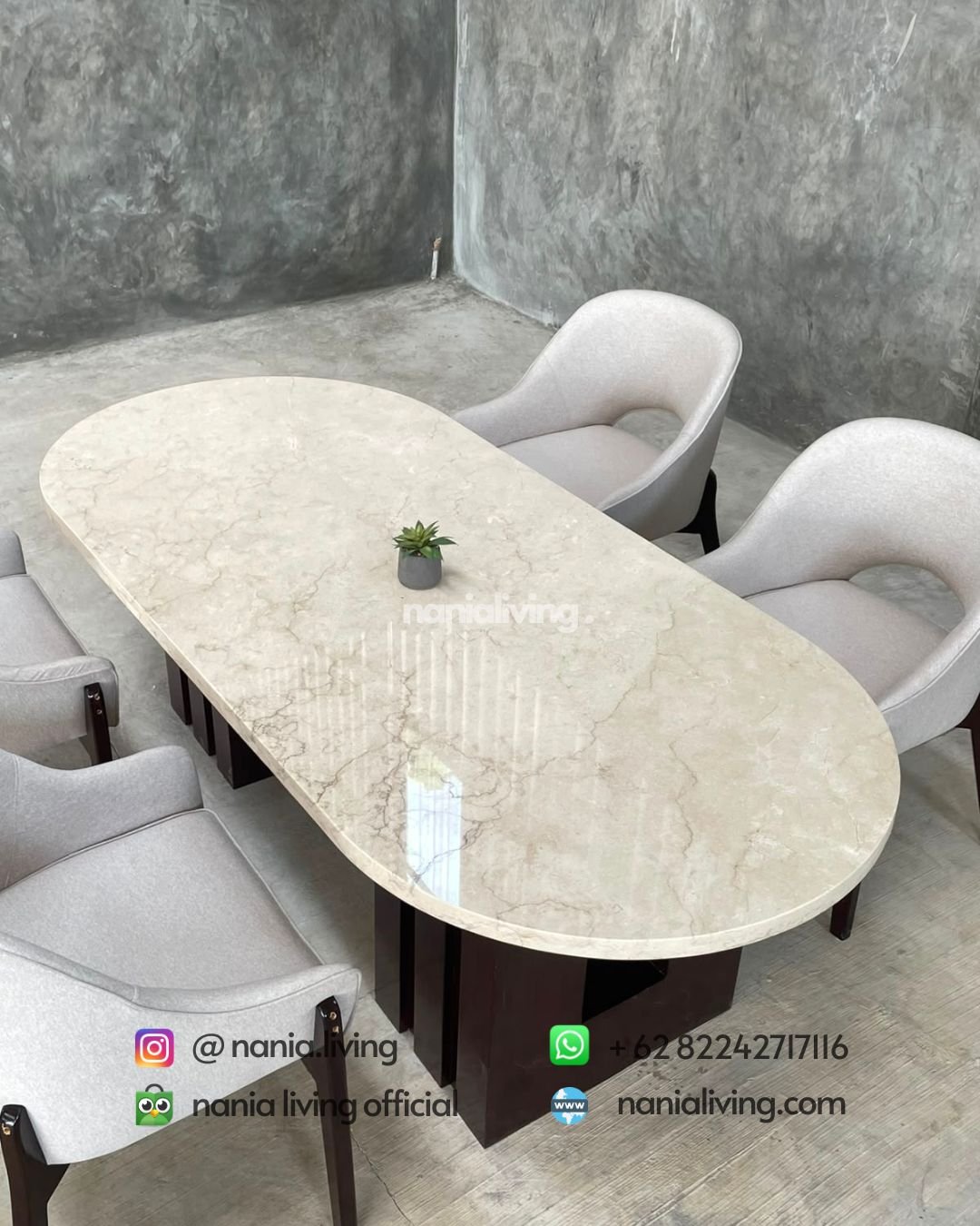Stella Oval Marble Dining Table With 4 Modern Chairs (2)