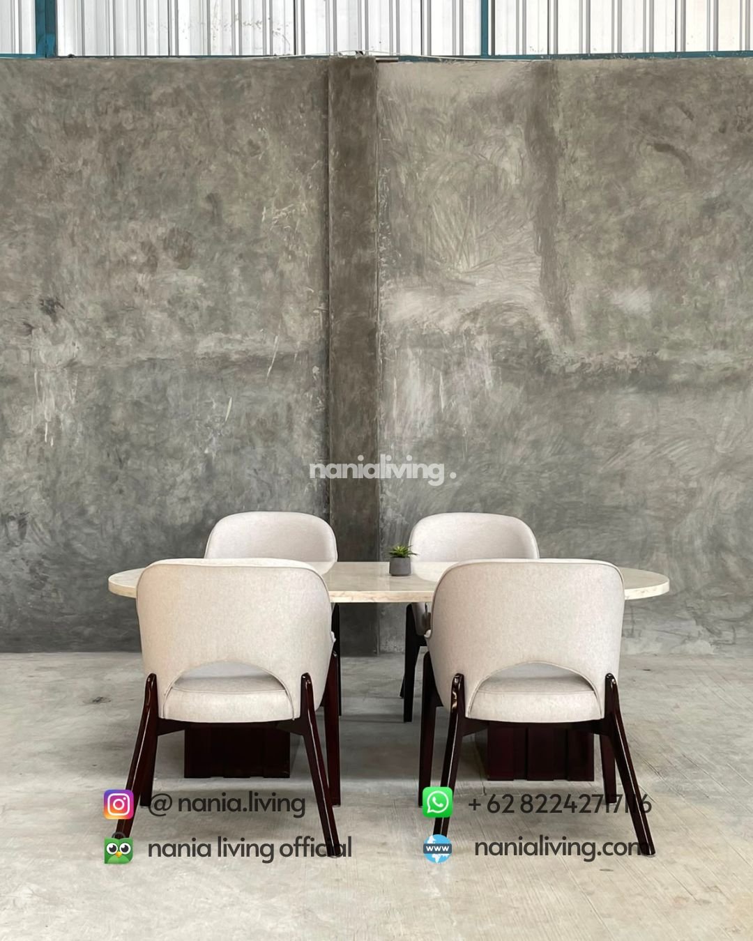 Stella Oval Marble Dining Table With 4 Modern Chairs (3)
