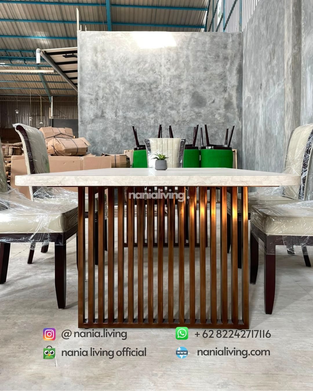 Marble Dining Table With Iron Legs And 6 Striped Chairs (3)