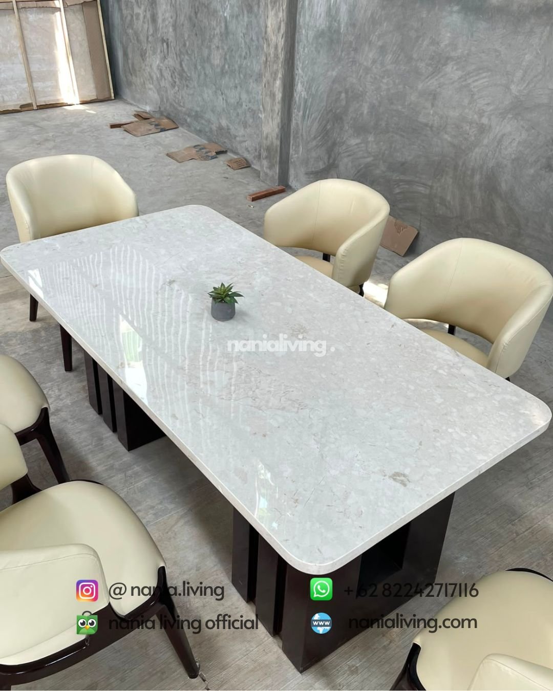 Marble-topped Dining Table And 6 Minimalist Foam Chairs (3)