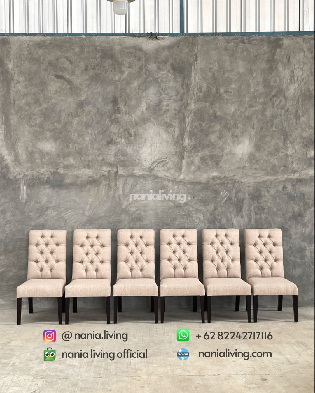 Minimalist Fabric Dining Chairs With Buttons (6)