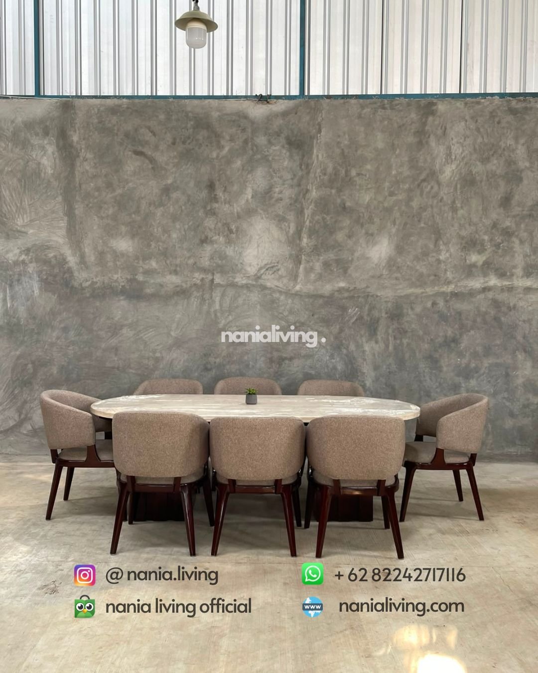 Oval marble dining table and 6 Stella chairs (5)