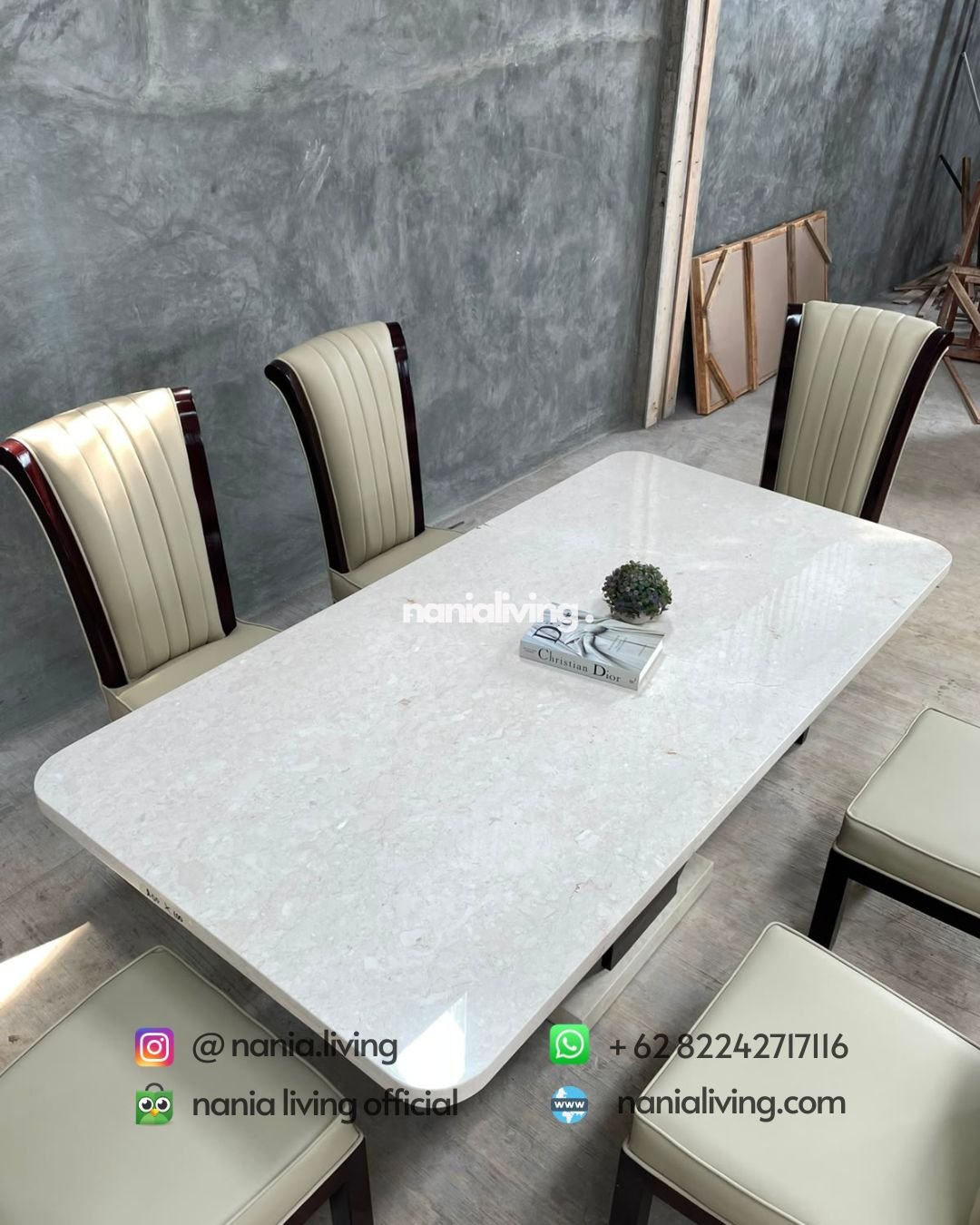 Standard Dining Table With 6 Chairs (7)
