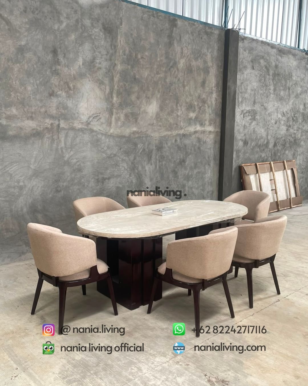 Stella Oval Dining Table 6 Stella Dining Chairs (2)