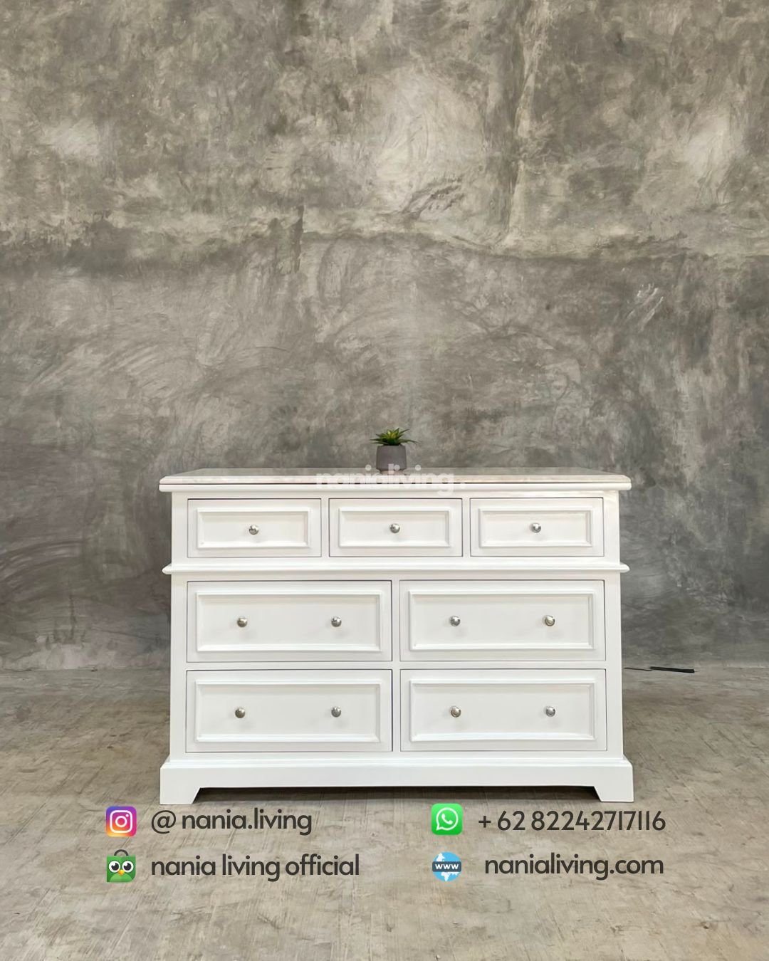 White Credenza with Marble Top (6)