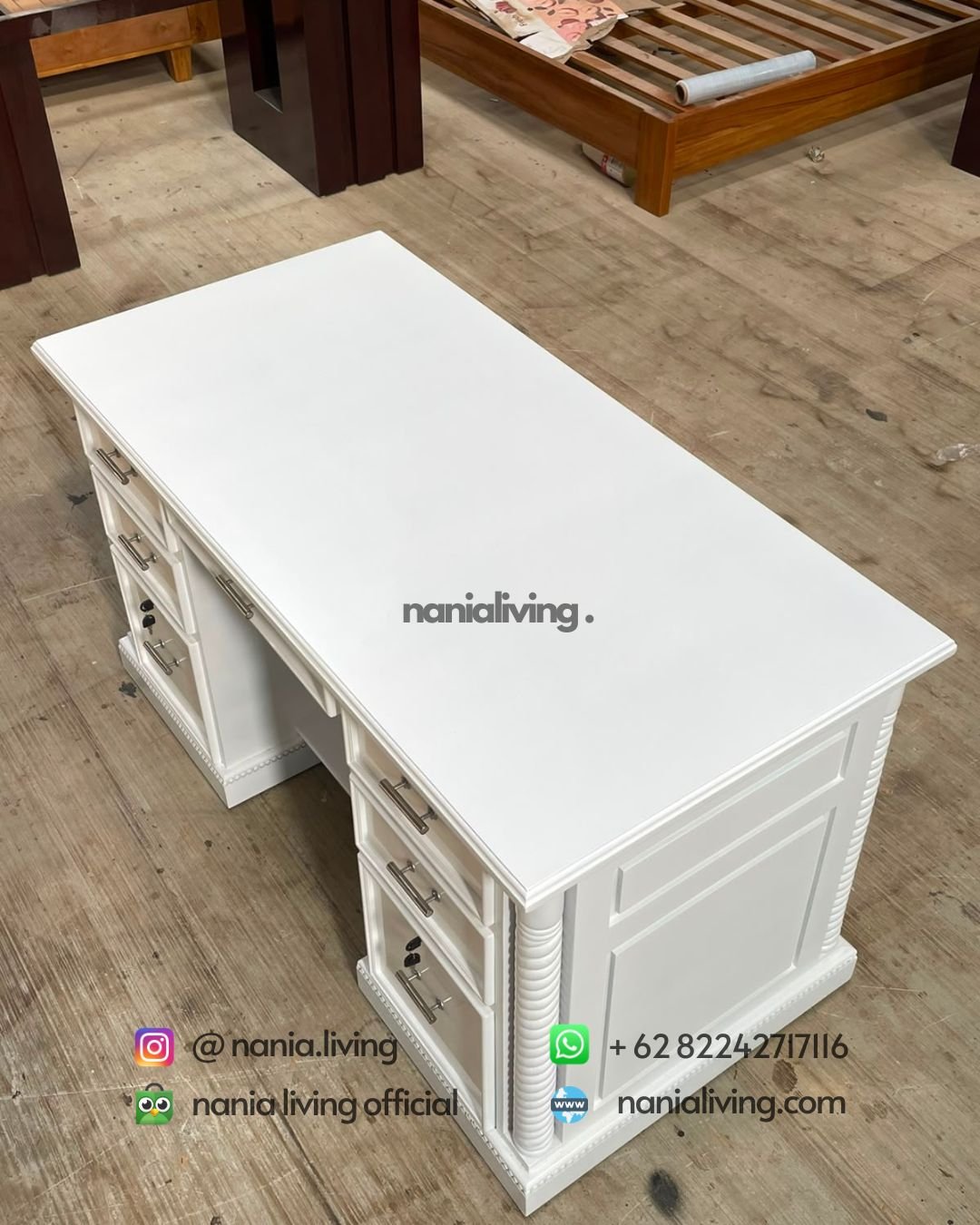 classic white lacquered office desk (2)