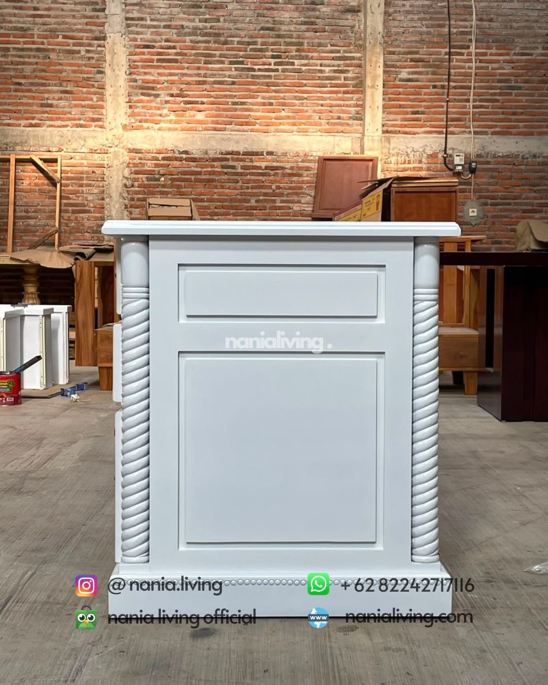 classic white lacquered office desk (3)