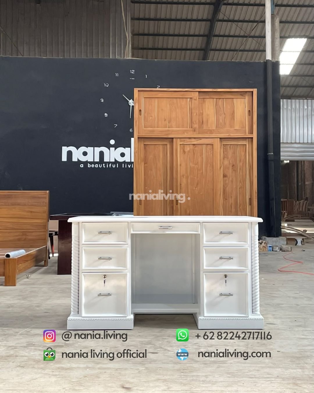 classic white lacquered office desk (6)