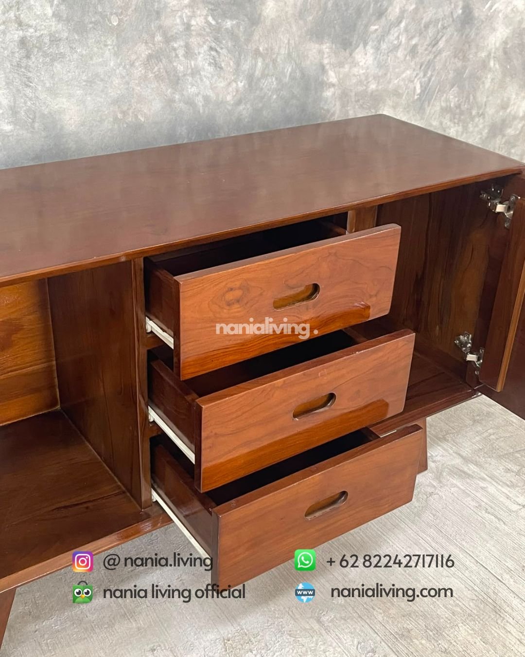 minimalist retro TV cabinet in light walnut (2)