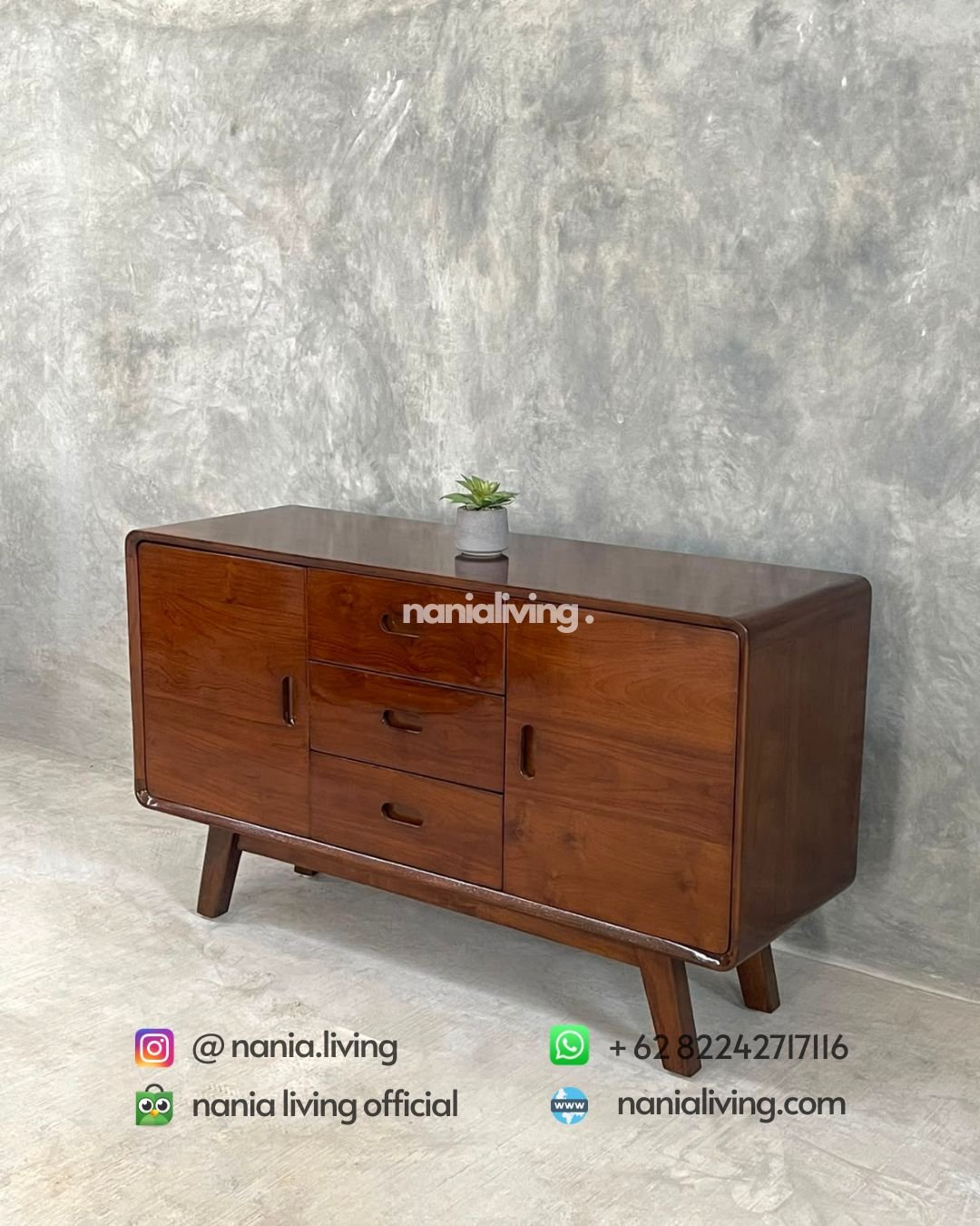 minimalist retro TV cabinet in light walnut (5)