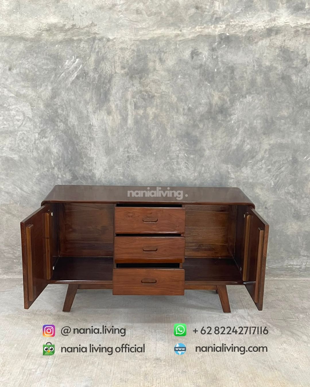 minimalist retro TV cabinet in light walnut (8)