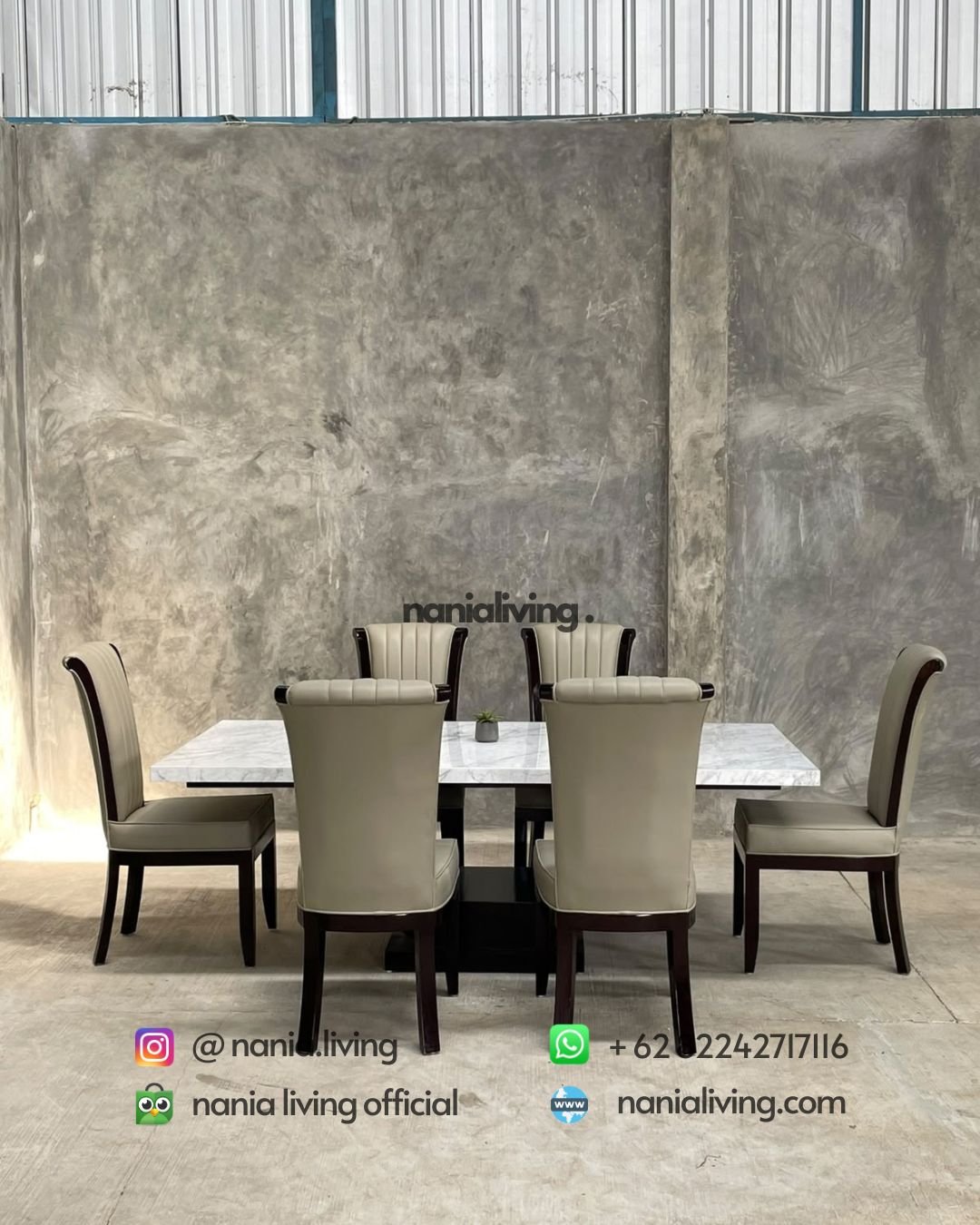 Carara Marble Dining Table With 6 Chairs (5)