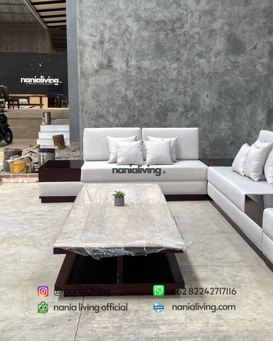 Luxury Modern Corner Sofa With A Marble Top (5)