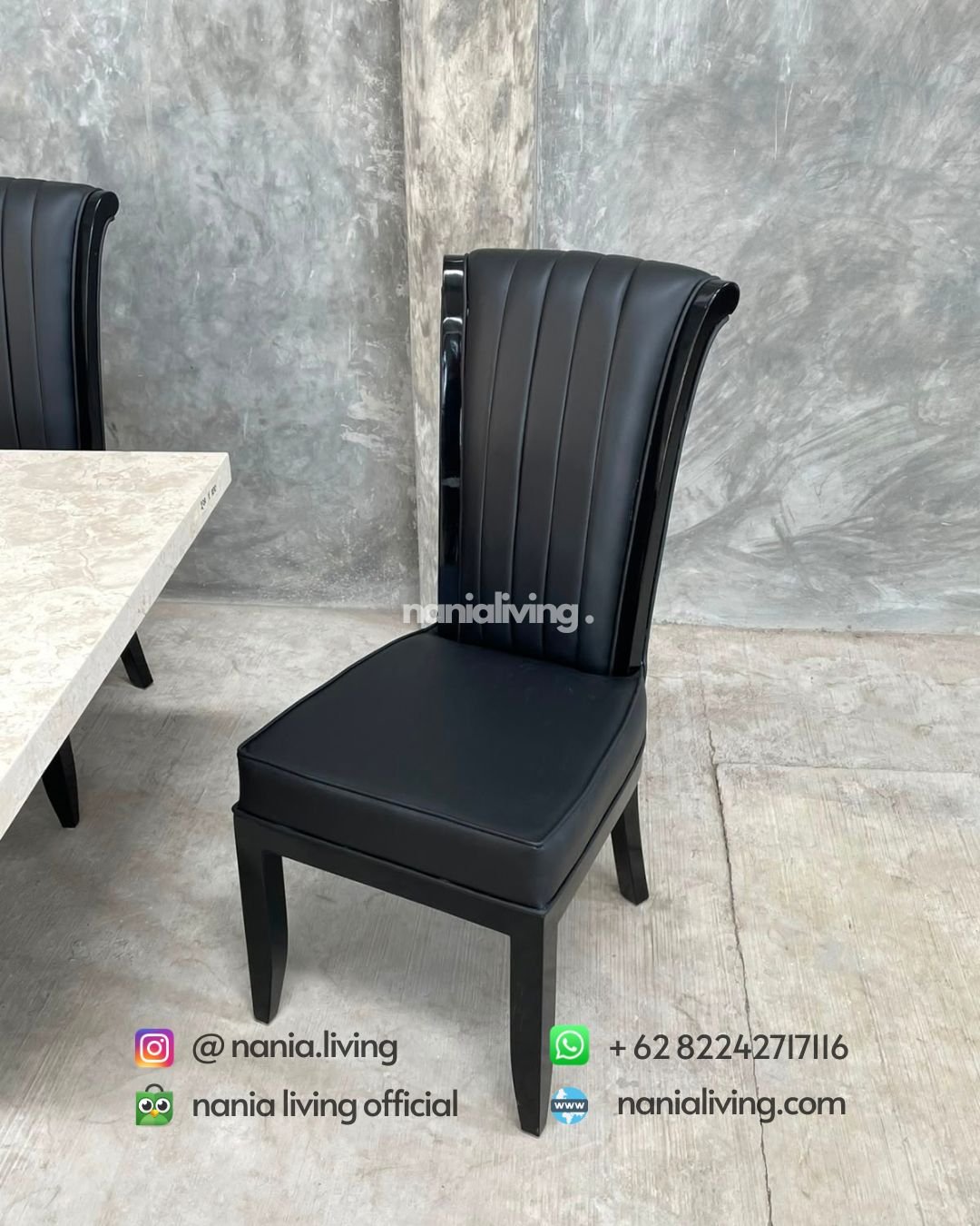 Marble Dining Table With 6 Black Striped Chairs (3)
