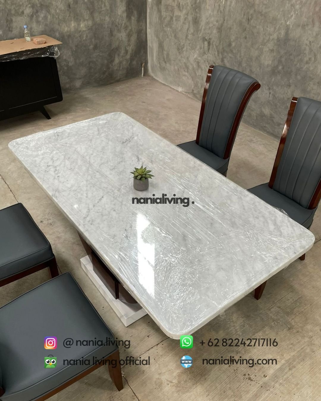 Minimalist Marble Dining Table With 4 Chairs Dark Grey (4)