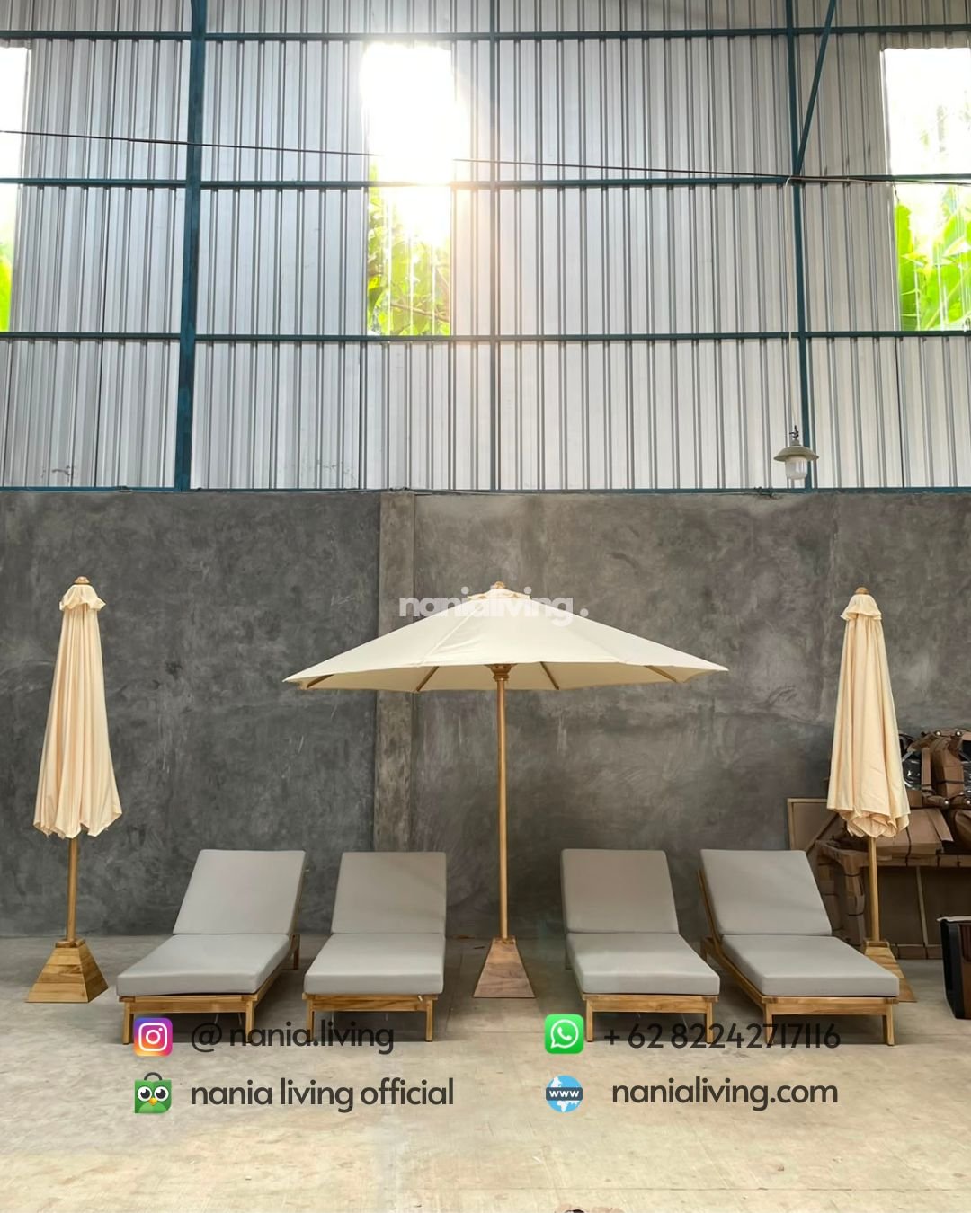 Standard Teak Sun Lounger With Parasol (1)