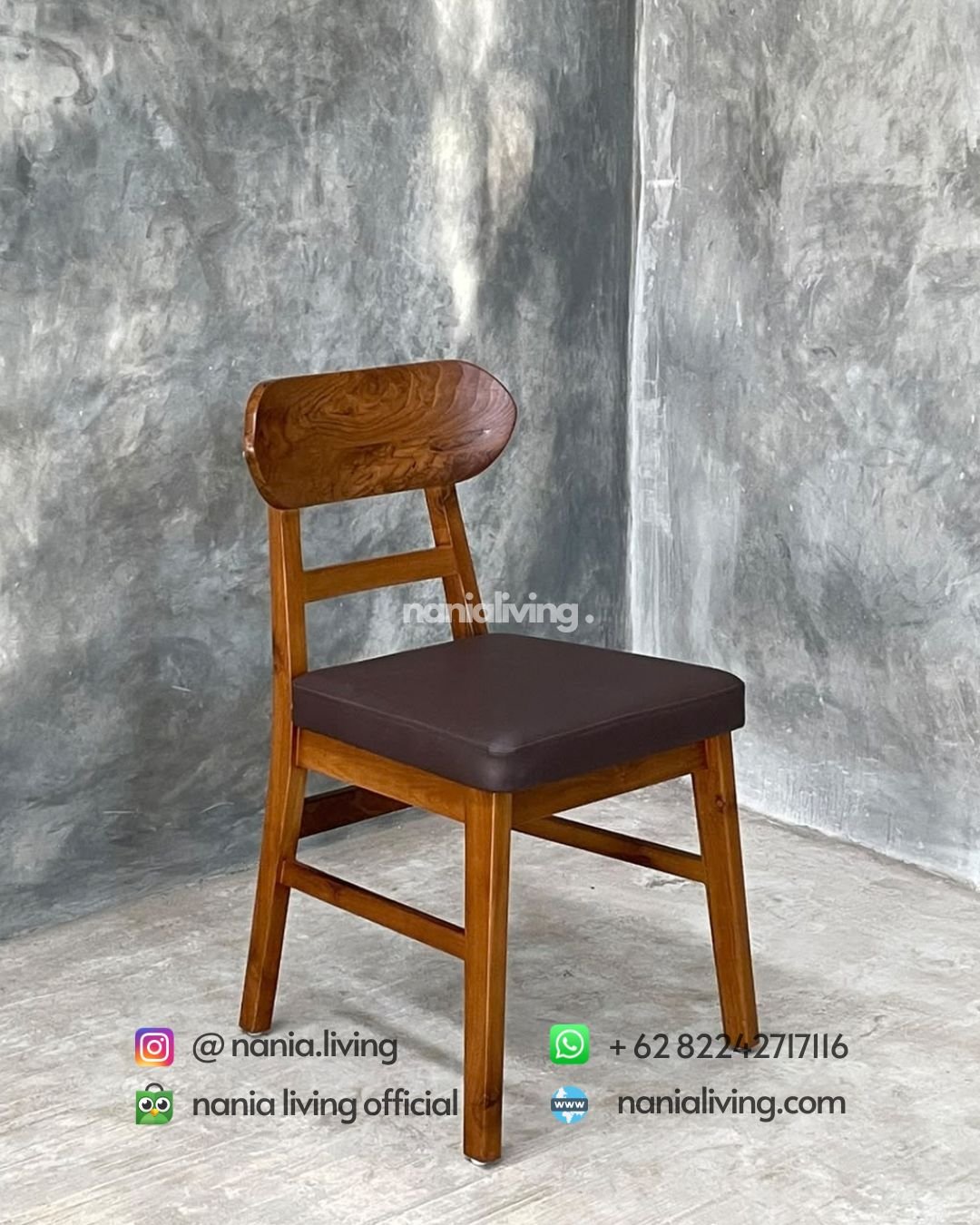 Teak Cafe Chairs With Padding (1)