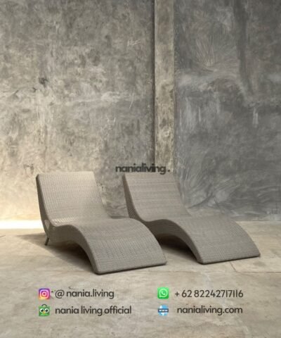 Full Synthetic Rattan Lounger With A Steel Frame