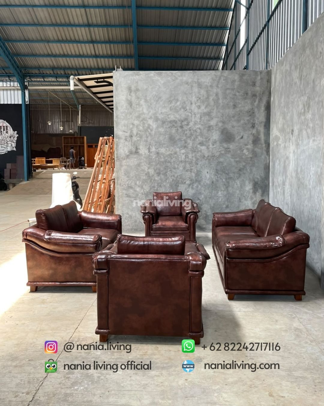 Luxurious Chesterfield Guest Sofa Without Table (6)