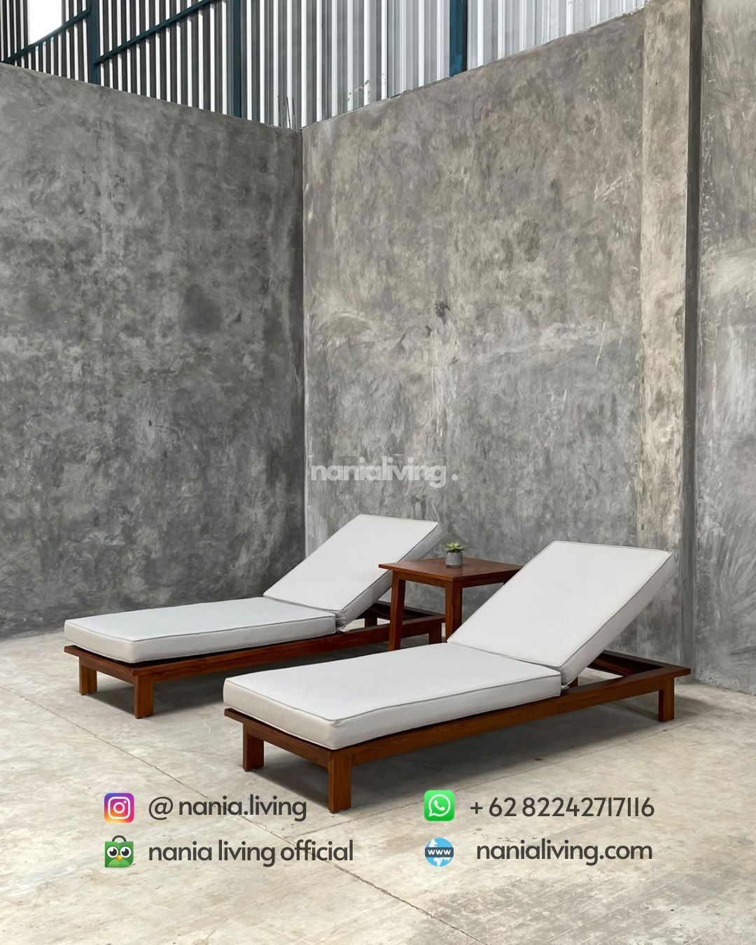 Minimalist Double Lounger Set With Table (6)