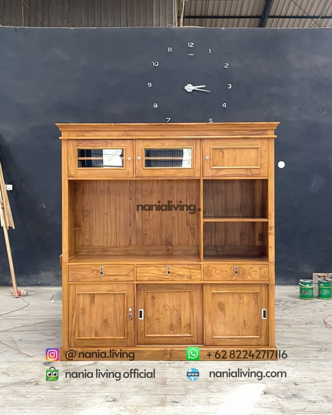 Minimalist Teak Tv Sideboard With Sliding Doors (1)