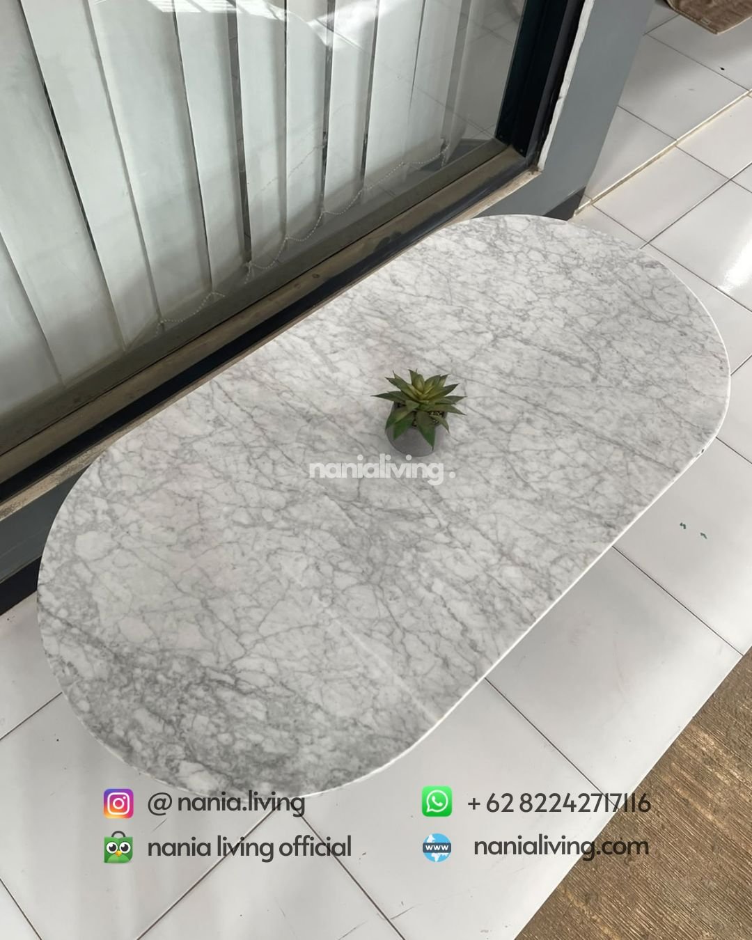Oval Marble Coffee Table With Tapered Legs (3)