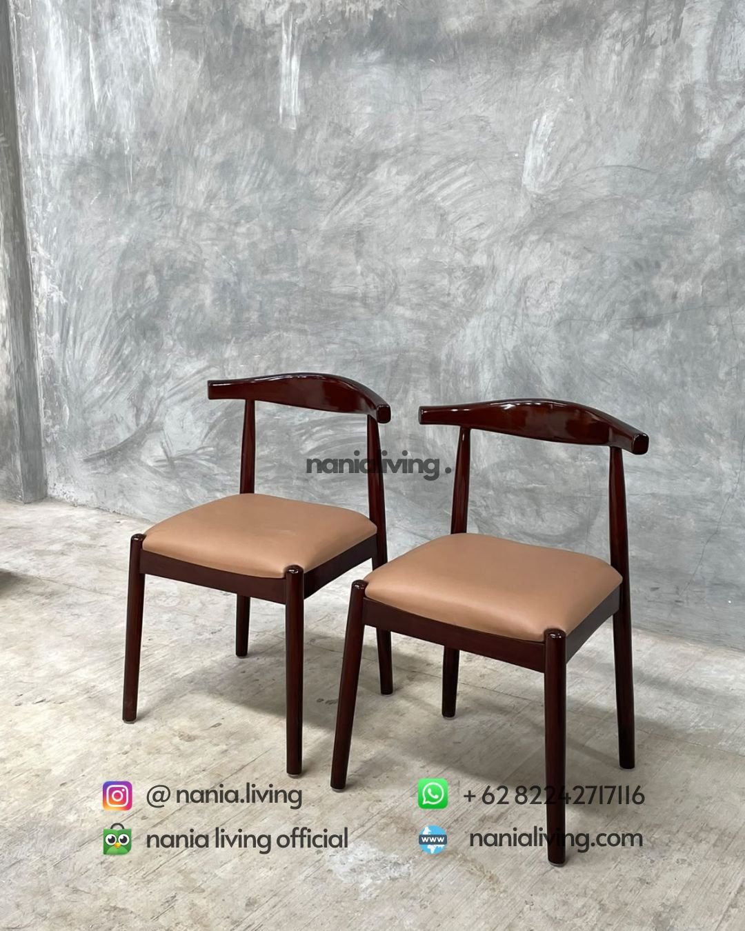 Padded Dining Chair With A Horn-shaped Backrest (2)