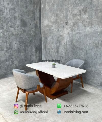 Standard Marble Dining Table With 2 Stella Chairs